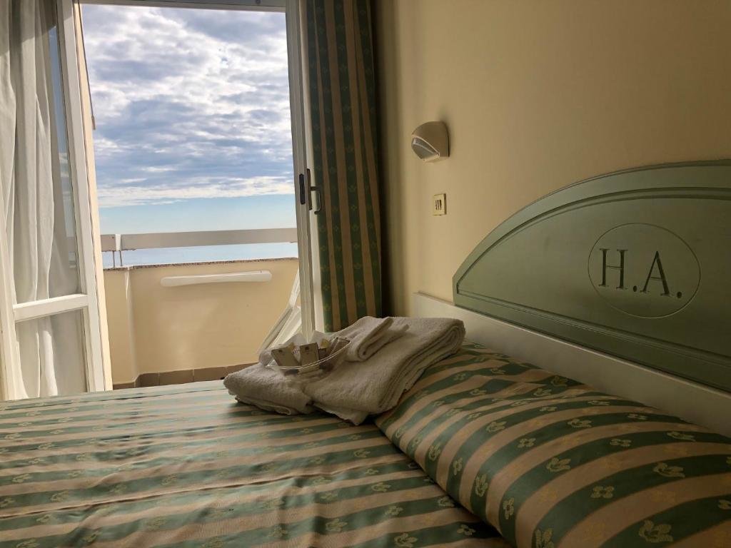 Standard Double room with sea view Hotel Adriatica sul Mare