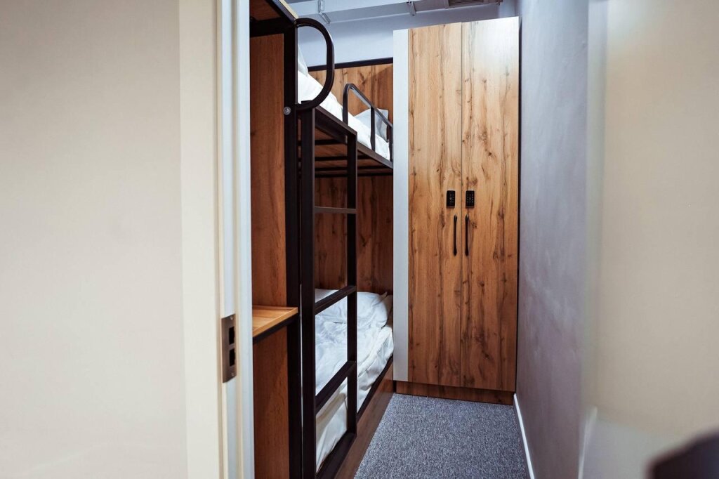 Cama en dormitorio compartido Aiva Hostel
