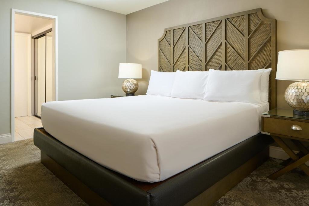 Premium Zimmer 2 Schlafzimmer an der Küste Aston Waikiki Beach Tower