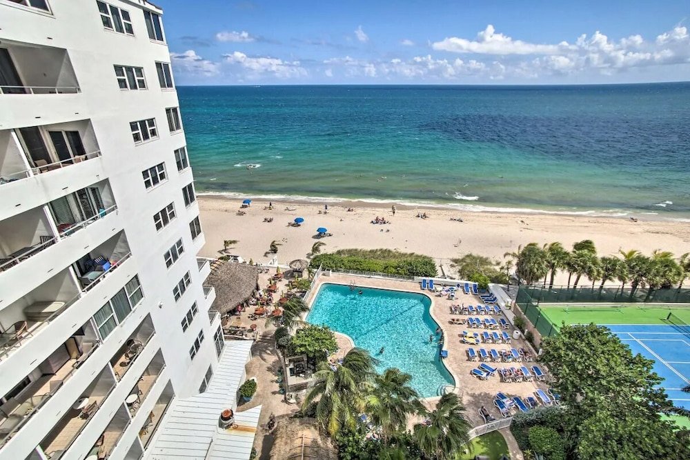 Apartment Ft Lauderdale Oceanfront Resort Condo W/ Views! 1 Bedroom Apts by Redawning