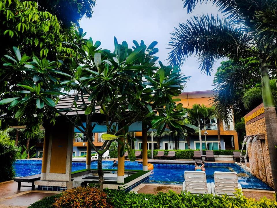 Люкс c 1 комнатой с видом на бассейн Phutara Lanta Resort - SHA Extra Plus Koh Lanta