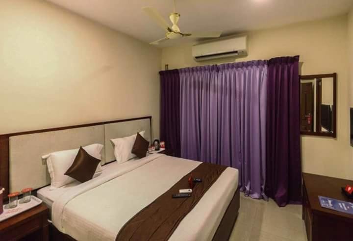 Suite OYO 2960 Orchid Resorts
