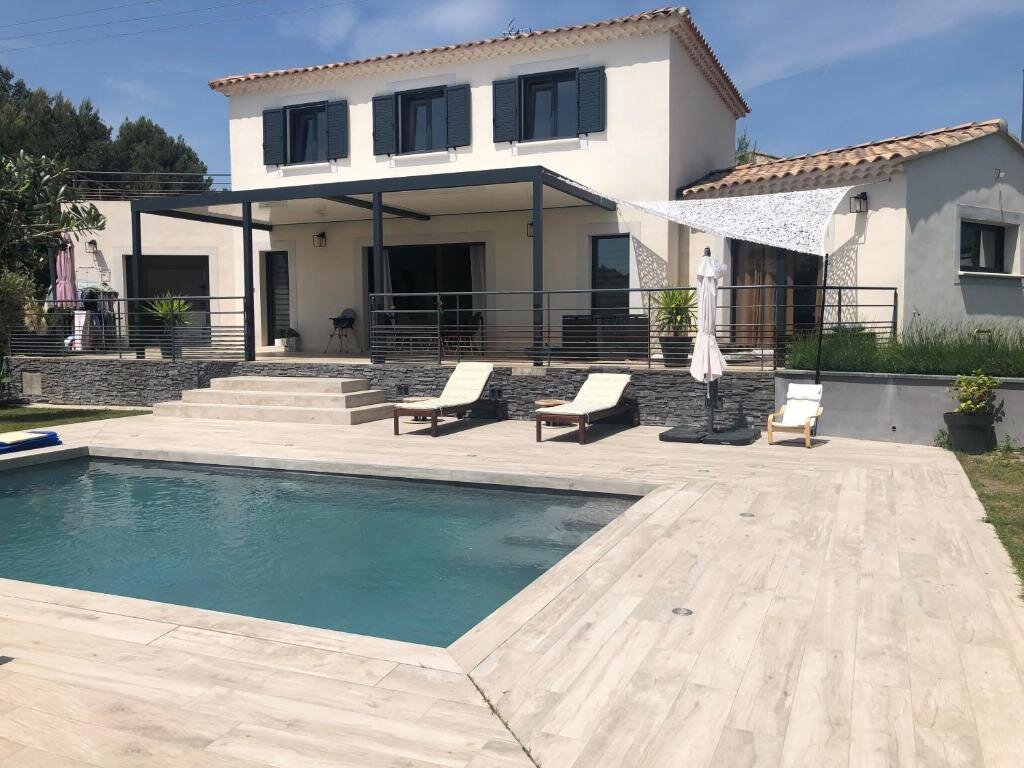 Вилла Villa moderne avec piscine