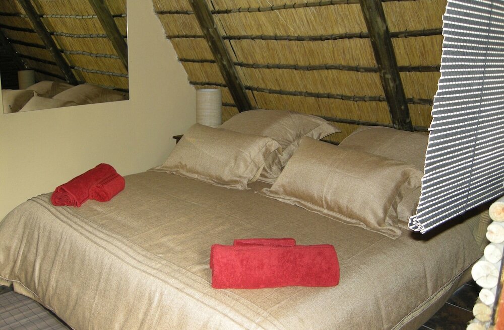 Standard Doppel Zimmer Modikgweng Lodge