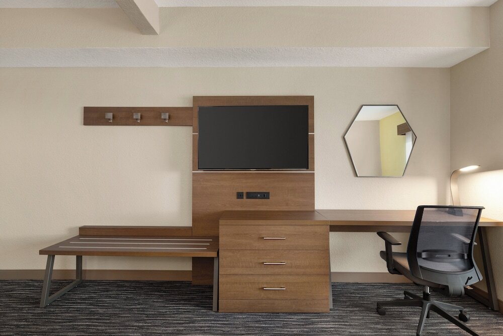 Suite 1 chambre Holiday Inn Express & Suites Pembroke Pines-Sheridan St, an IHG Hotel