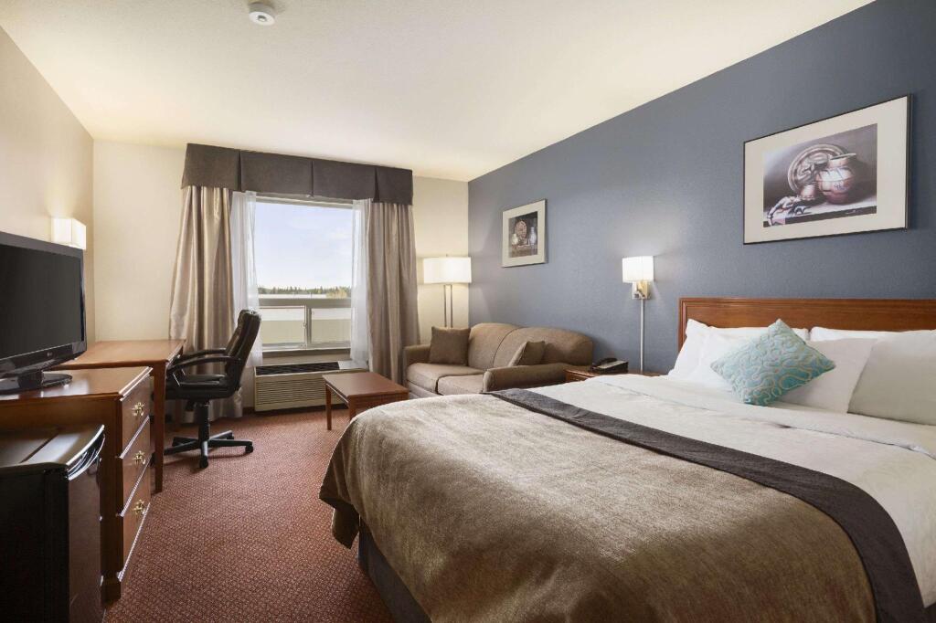 Habitación individual Business Super 8 by Wyndham Whitecourt