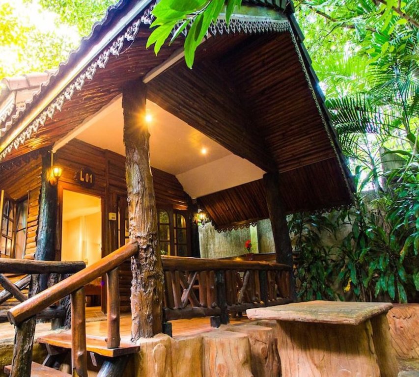 Deluxe Hütte Ban Suan Resort Uthai Thani