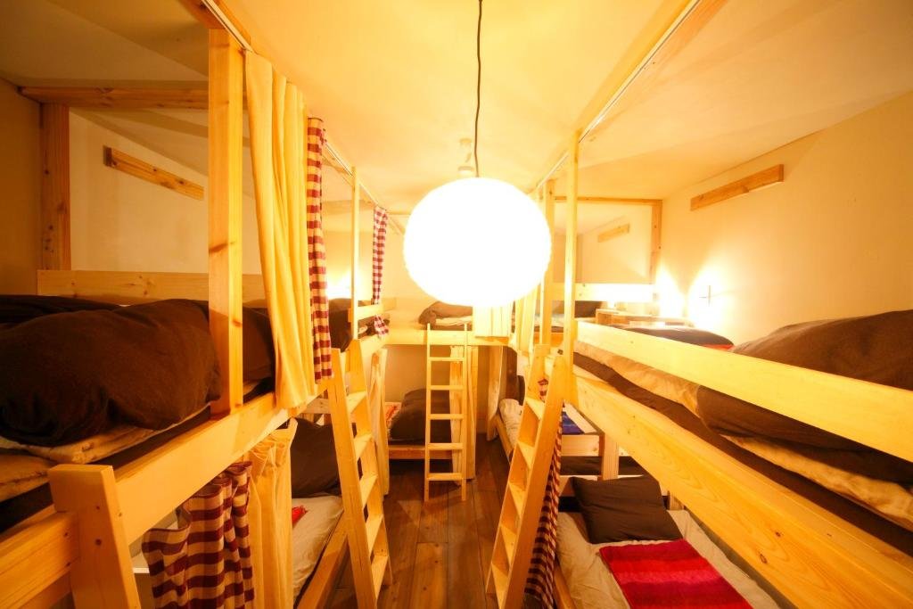 Кровать в общем номере (женский номер) Tokyo Hikari Guesthouse