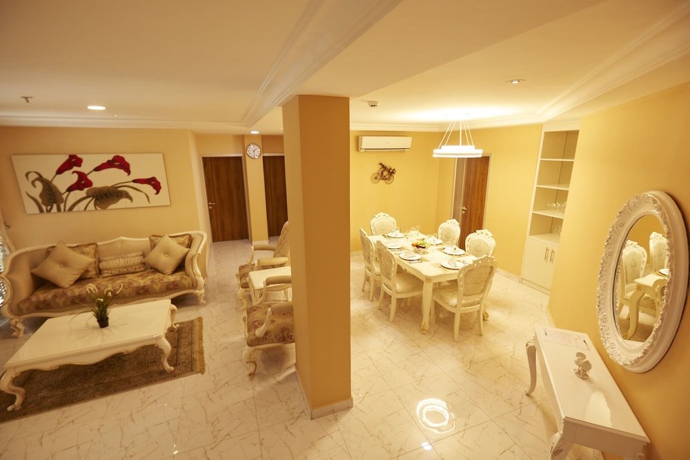 Royal appartement Belanova Apartments and Suites