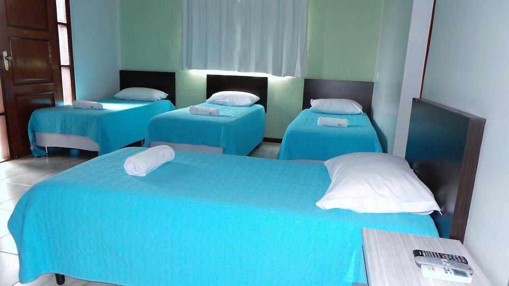 Standard Quadruple room with balcony Hotel Vila Planalto