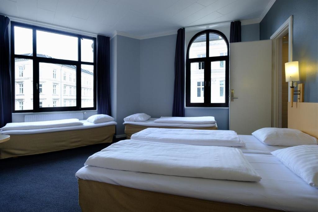 Economy Quadruple room Zleep Hotel Copenhagen City