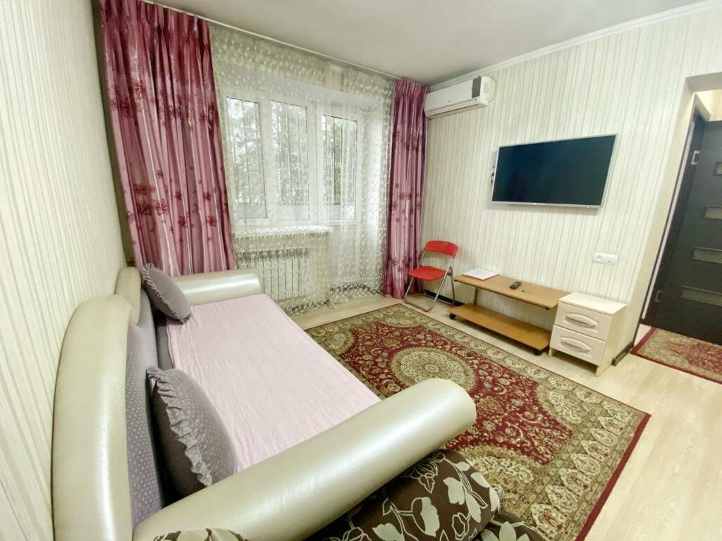 Apartment Ahmetova 4 30
