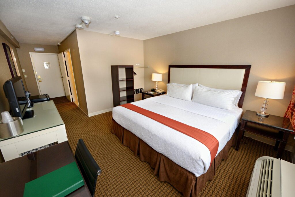 Двухместный номер Standard Holiday Inn & Suites Boston Peabody, an IHG Hotel
