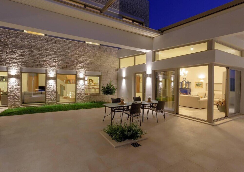 Вилла Luxurious 6- Bed Private Villa in Heraklion Crete