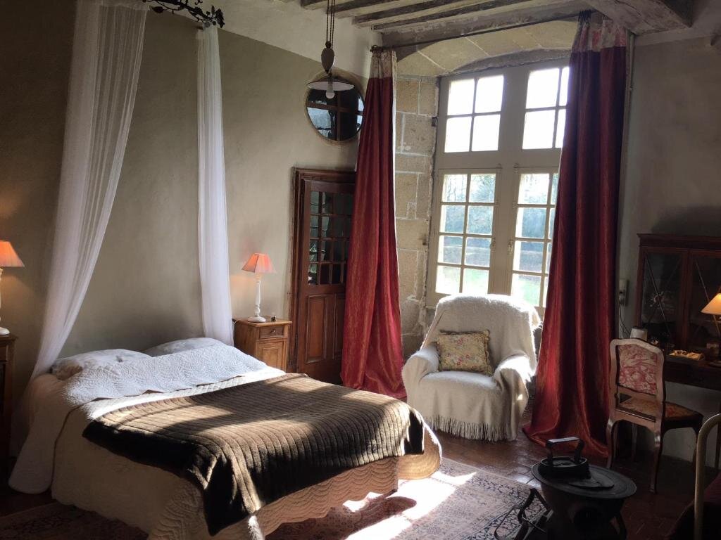 Standard room Chateau de Bourgon