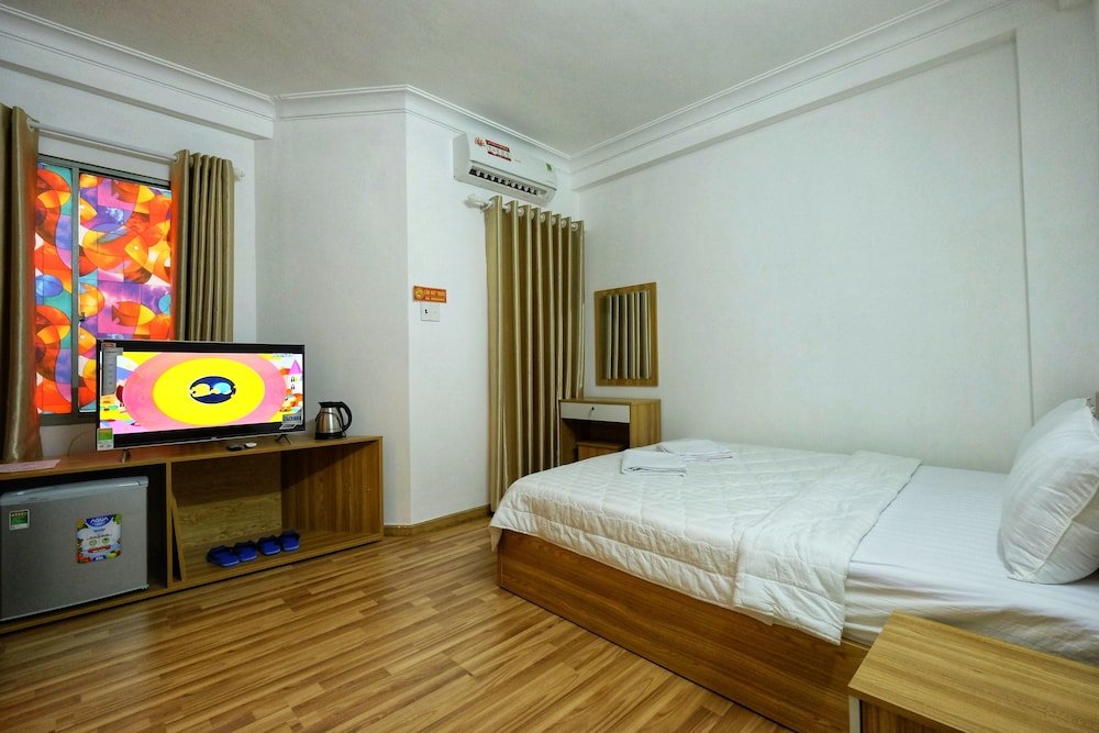Deluxe Double room with city view City Backpackers Hostel
