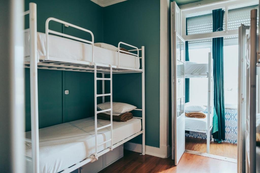 Кровать в общем номере Urban Garden Hostel