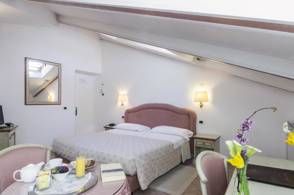 Standard Double Attic room Hotel Kursaal - Umbria
