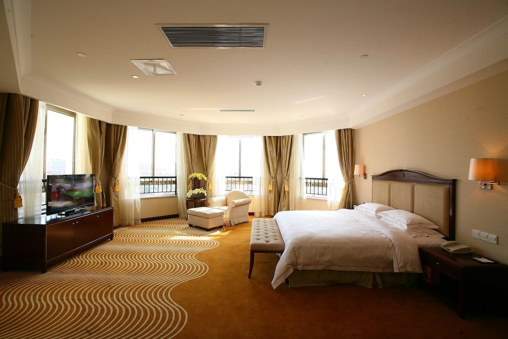 Suite COUNTRY GARDEN Chizhou Phoenix Hotel