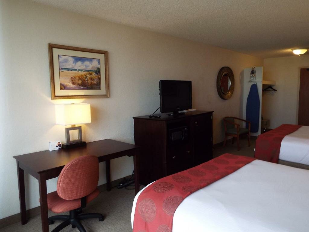 Standard Double room with pool view Ramada by Wyndham West Palm Beach Airport
