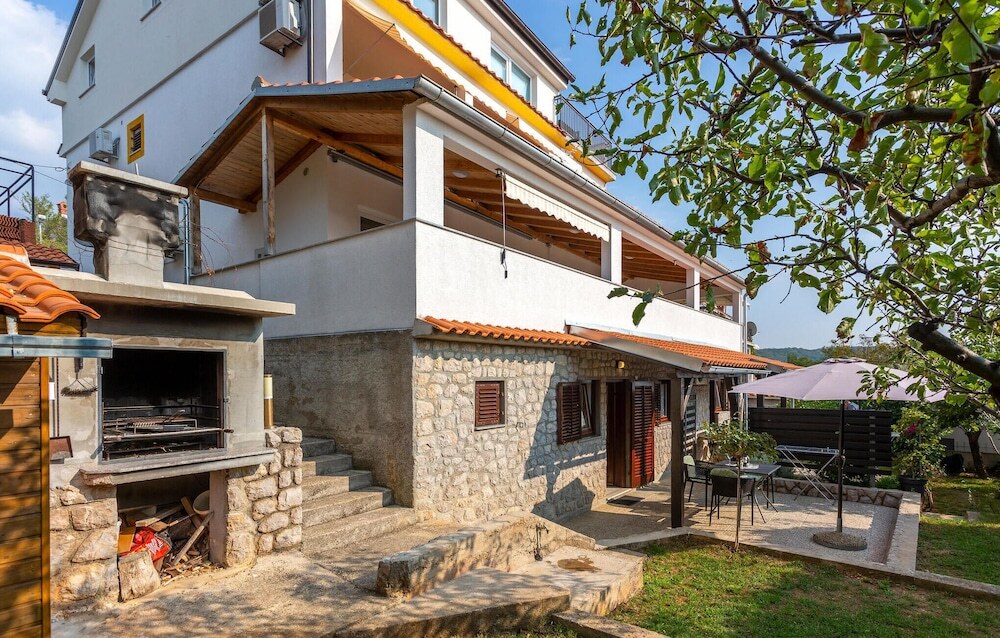 Beautiful Home in Omisalj With Wifi and 0 Bedrooms