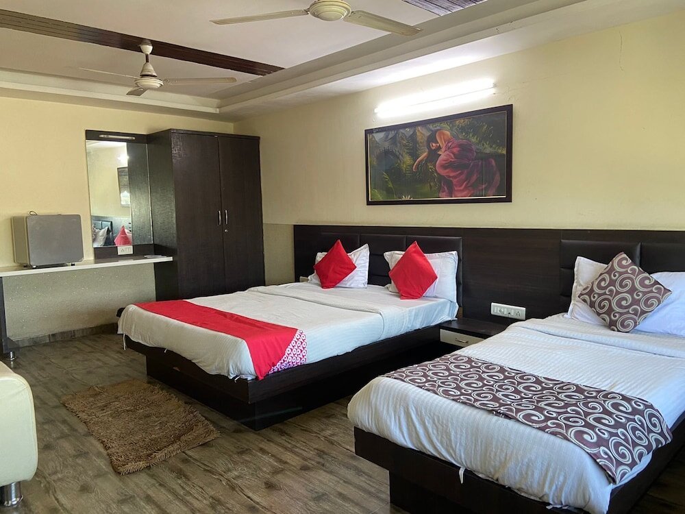 Номер Standard Hotel Sadbhav