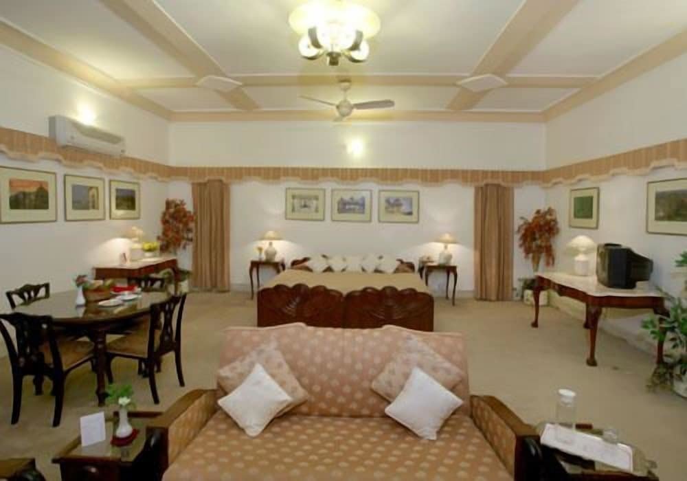 Suite Karni Bhawan Palace
