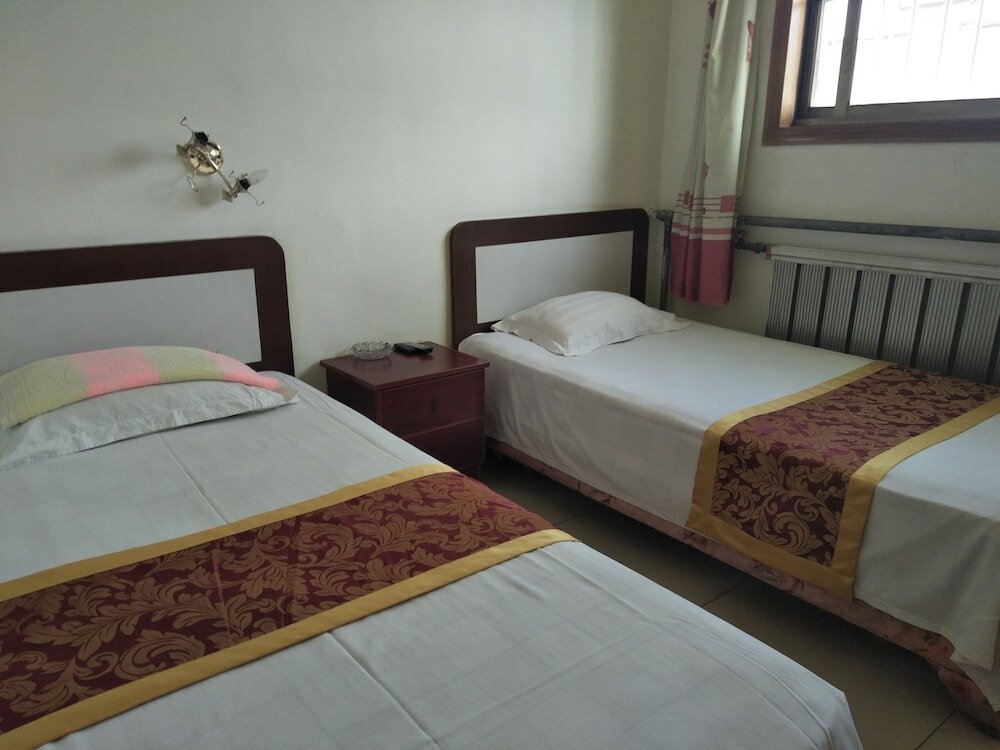 Standard Double room Qufu Shunxing Inn