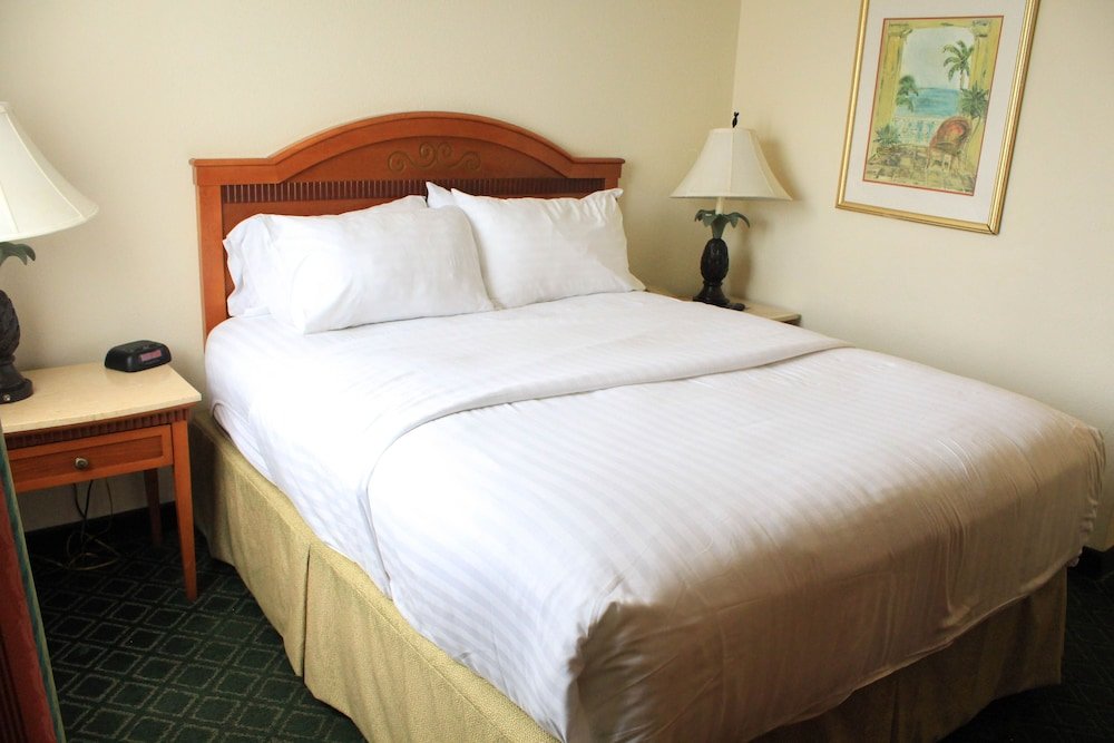 Suite 1 Schlafzimmer Holiday Inn Port St. Lucie, an IHG Hotel