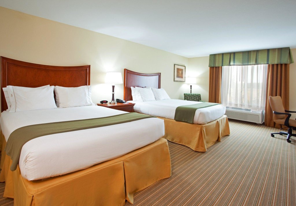 Номер Standard Holiday Inn Express & Suites Portland, an IHG Hotel