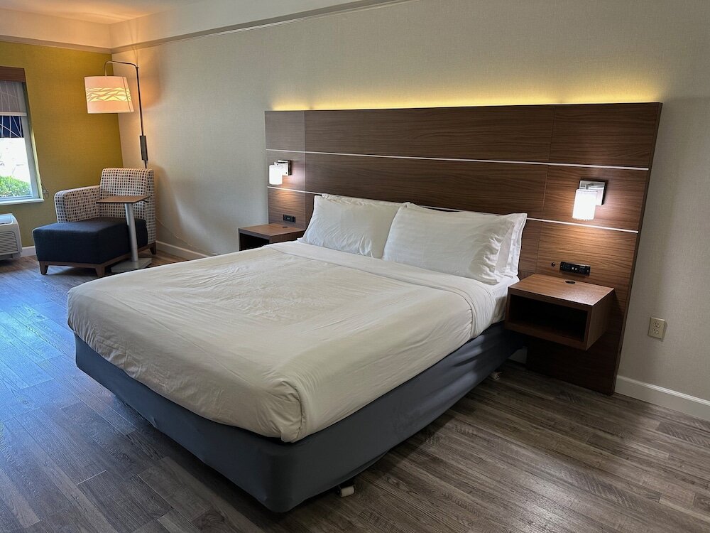 Номер Standard Holiday Inn Express Hotel & Suites San Dimas, an IHG Hotel