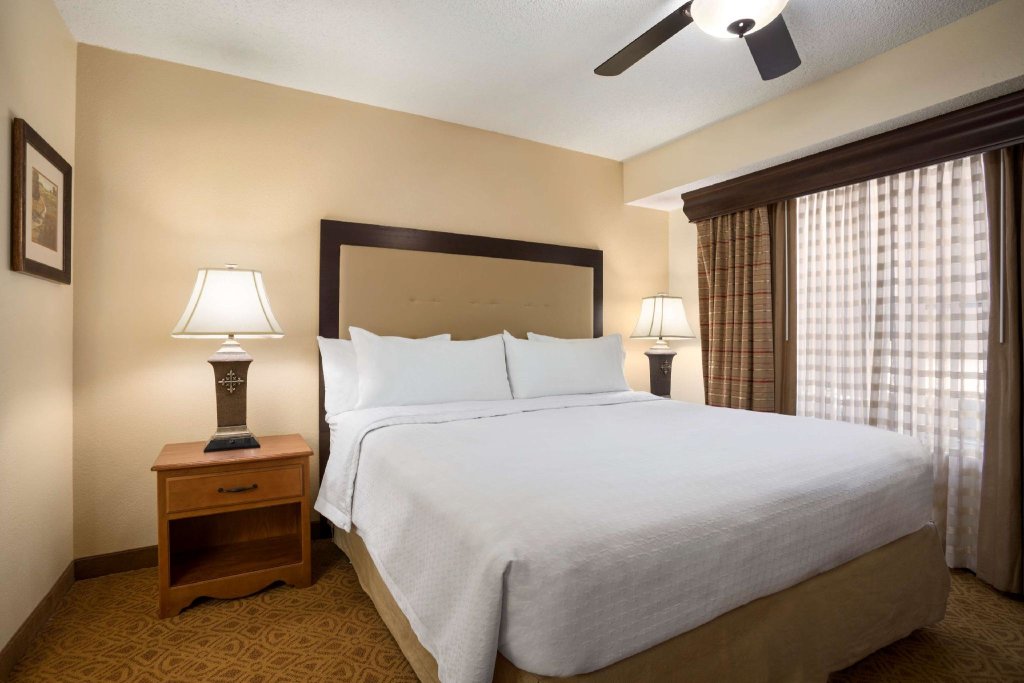 Двухместный люкс Mobility Accessible Homewood Suites by Hilton Dallas-Park Central Area