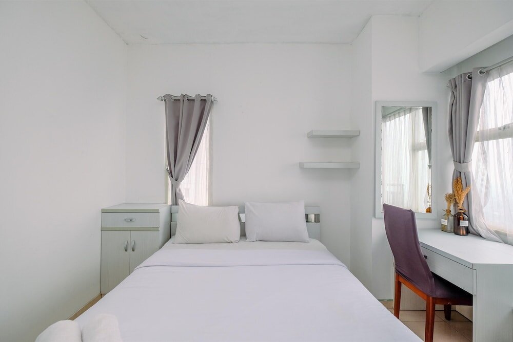Standard room Simple and Cozy Living Studio Apartment at Margonda Residence