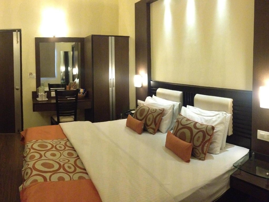 Superior Double room Hotel Shiva Residency