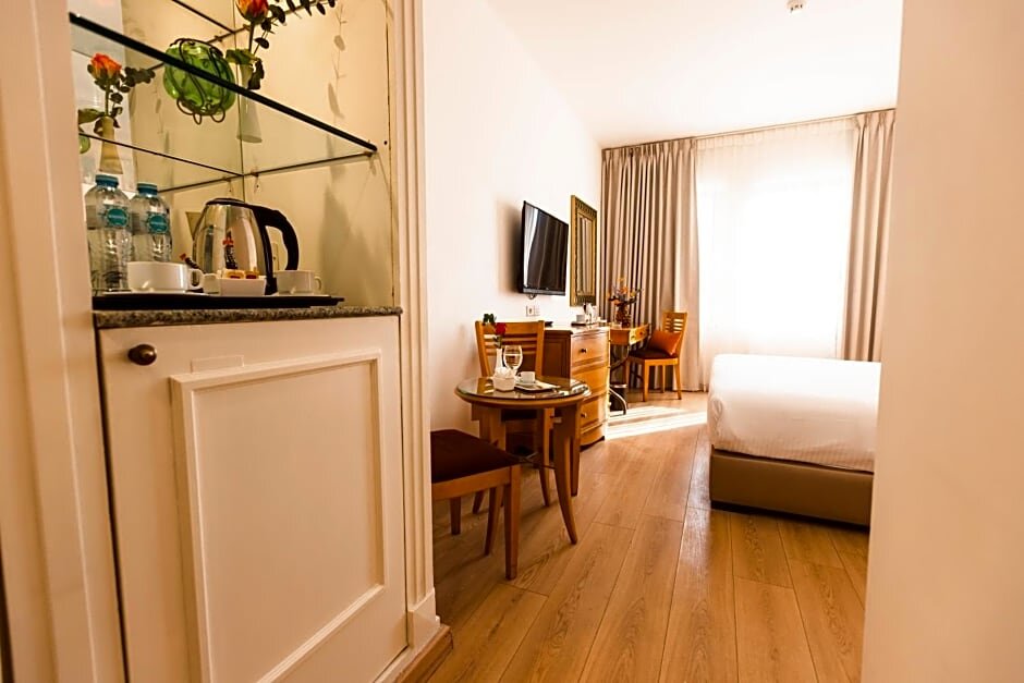 Standard Zimmer Liwan Hotel