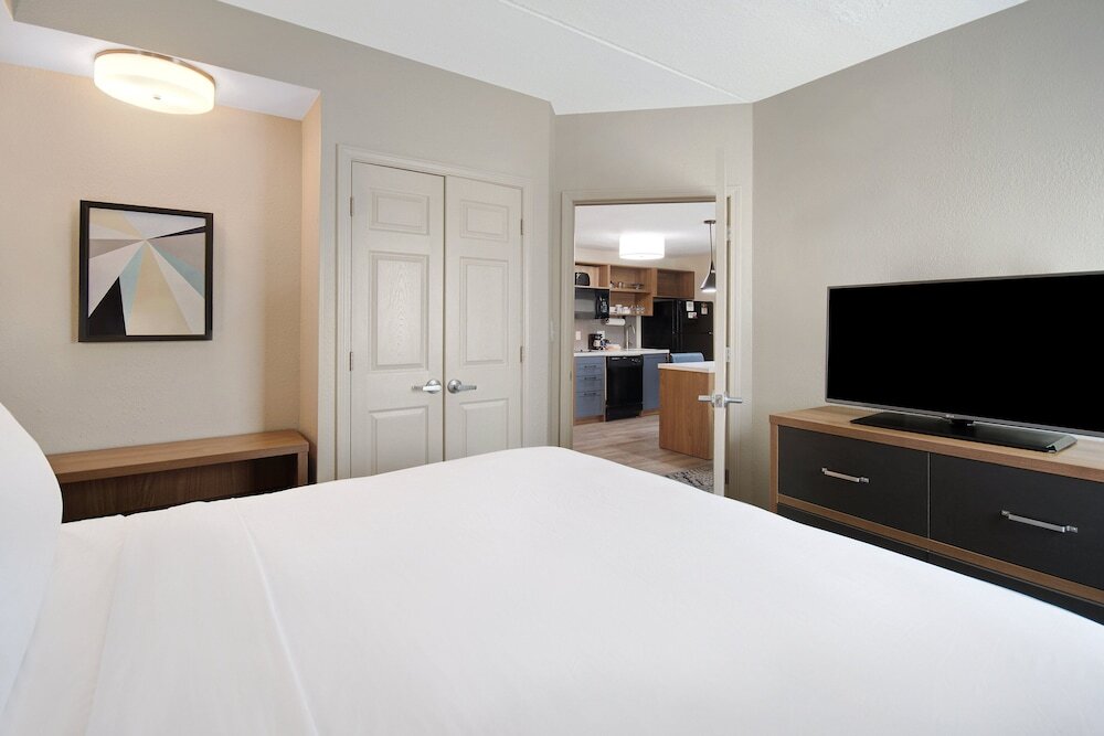 1 Bedroom Suite Candlewood Suites Columbia-Fort Jackson, an IHG Hotel