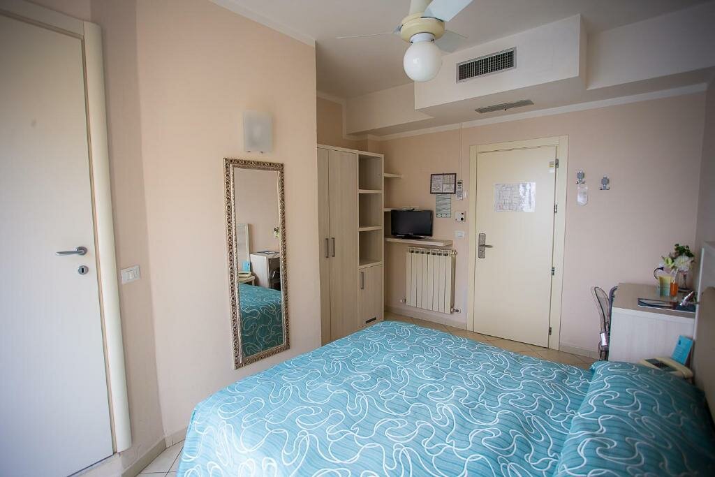 Standard Double room with balcony Hotel Nuovo Al Mare