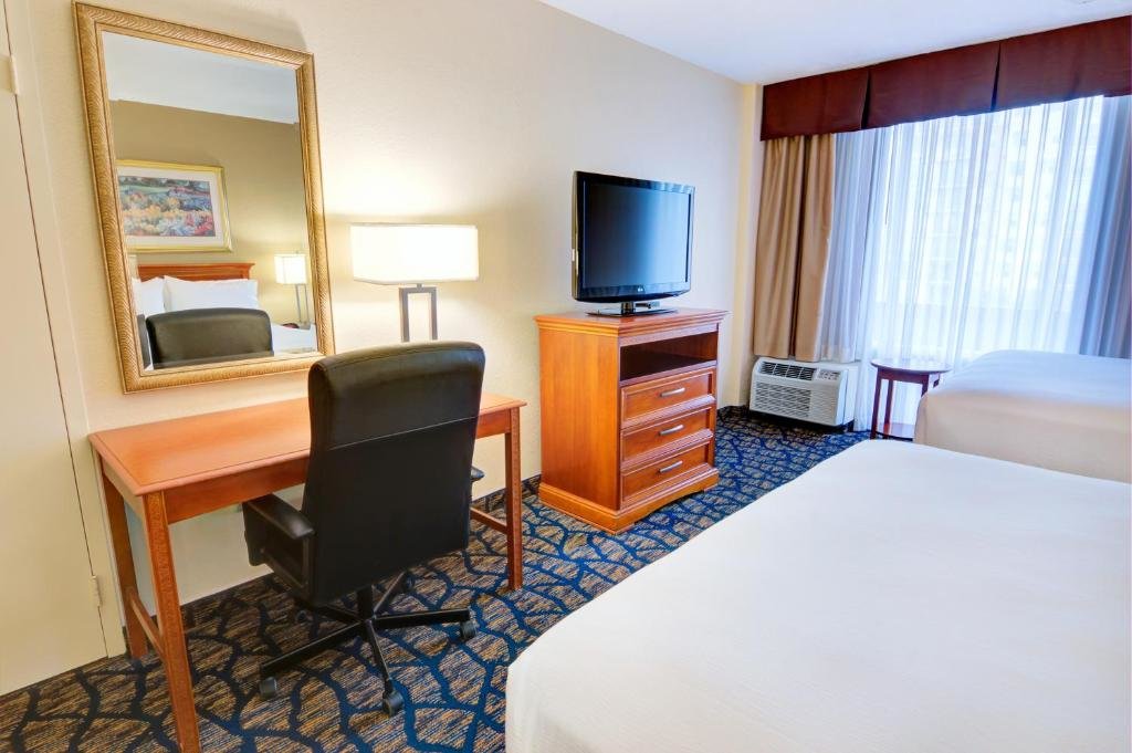 Двухместный номер Executive Holiday Inn Gainesville-University Center, an IHG Hotel