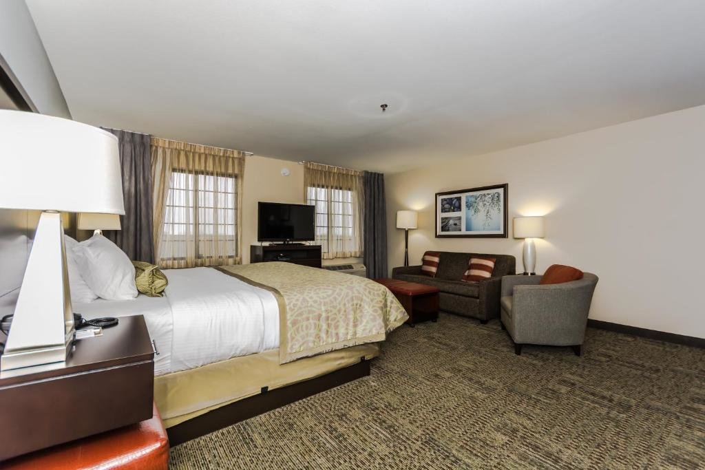 Другое Staybridge Suites Grand Forks, an IHG Hotel