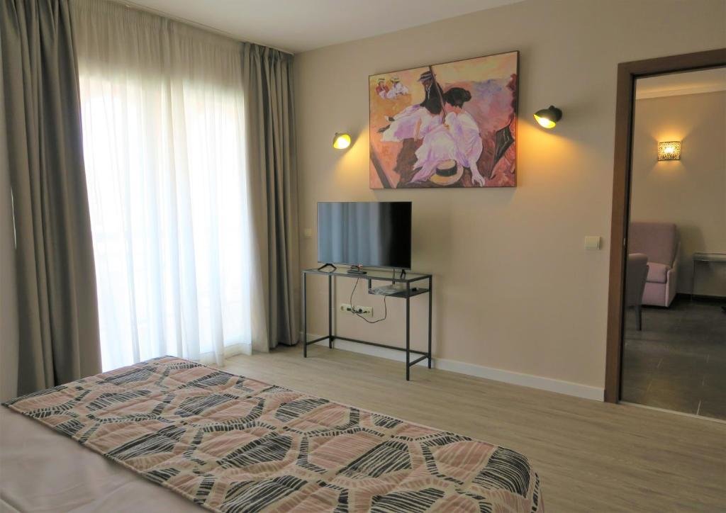 Люкс с 2 комнатами Hotel Bonalba Alicante