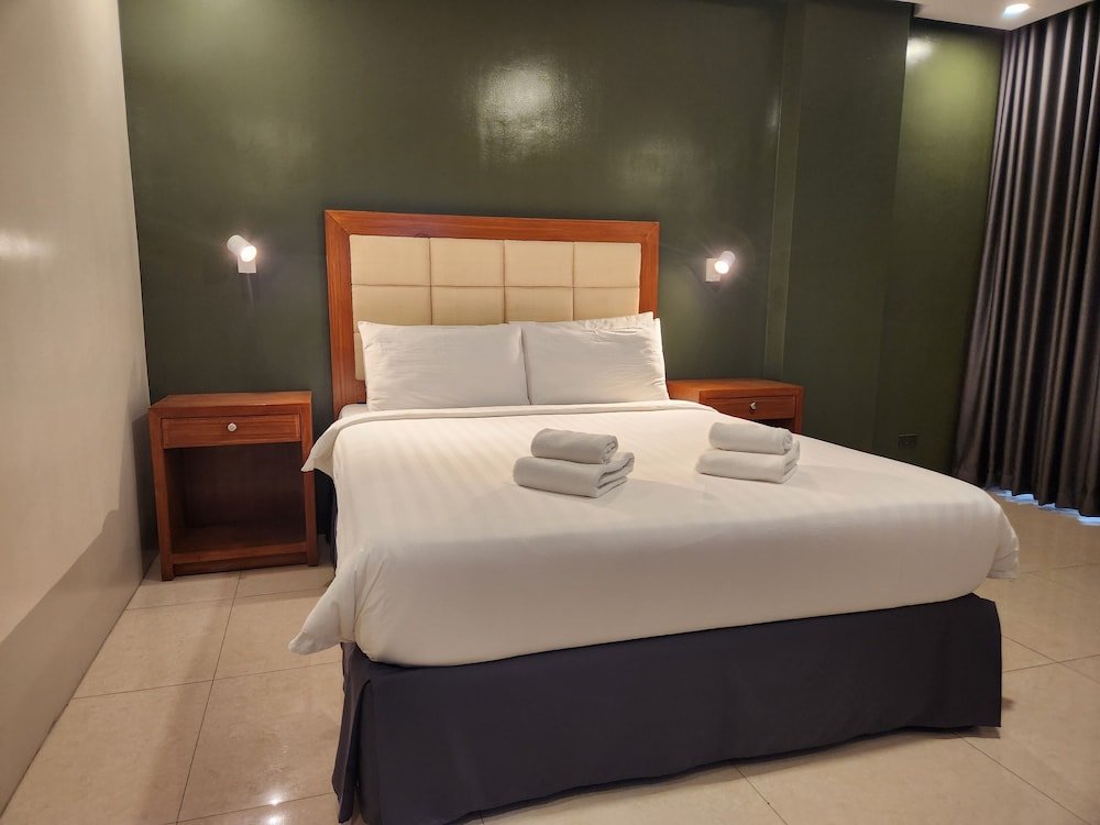 Comfort Double room HOTEL HERENCIA 625 formerly Abaca Suites