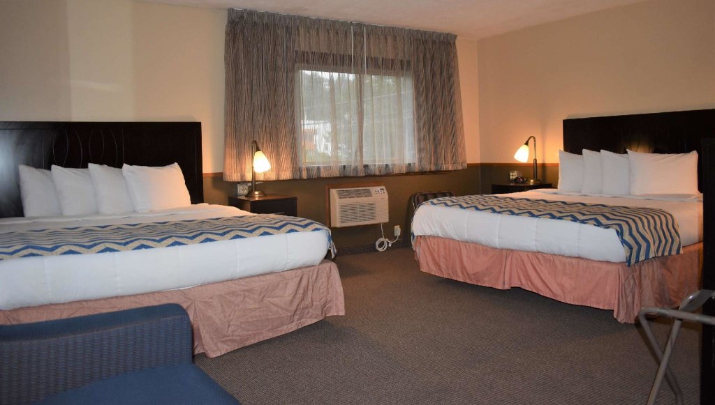 Standard Double room SureStay Hotel by Best Western Portland City Center