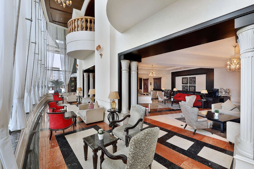Standard room Hilton Beirut Habtoor Grand Hotel