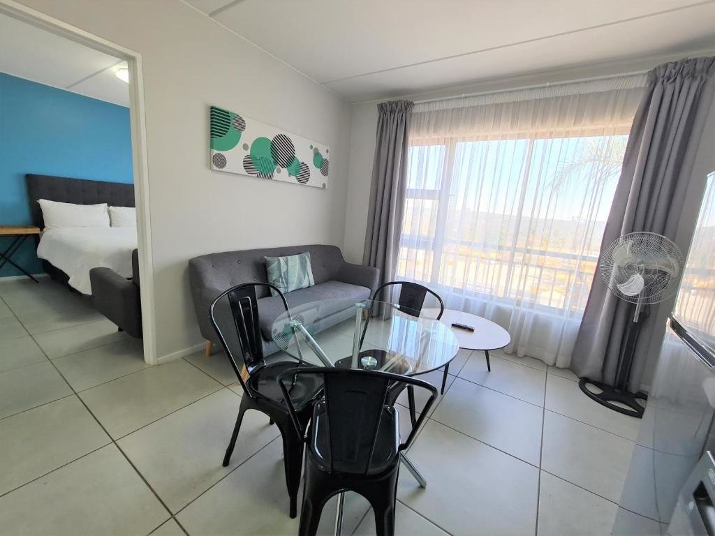 Deluxe Apartment MINT Express Sandton View