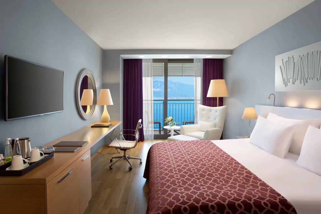 Deluxe Double room with balcony and with sea view Akra Hotel