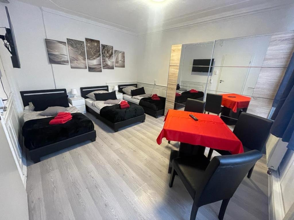 Appartamento Ferienwohnungen Calwer Höfle - für Firmen, Handwerker und Monteure