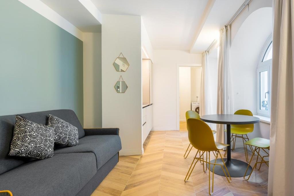 Апартаменты DOMO Premium Apartments - Trieste Mazzini