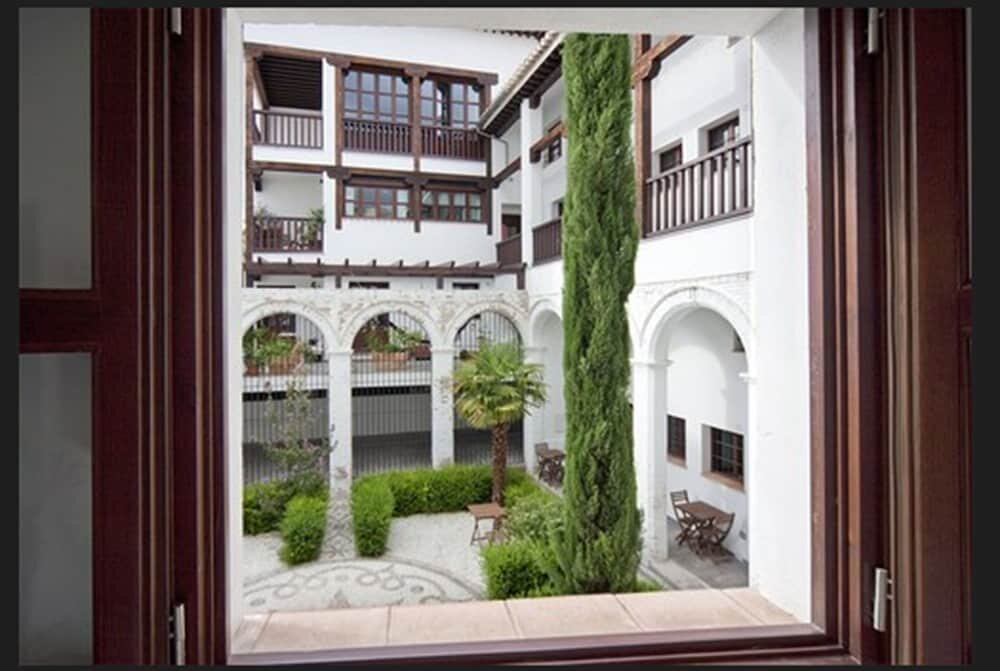 Апартаменты Superior с 2 комнатами с видом на сад Smart Suites Albaicin