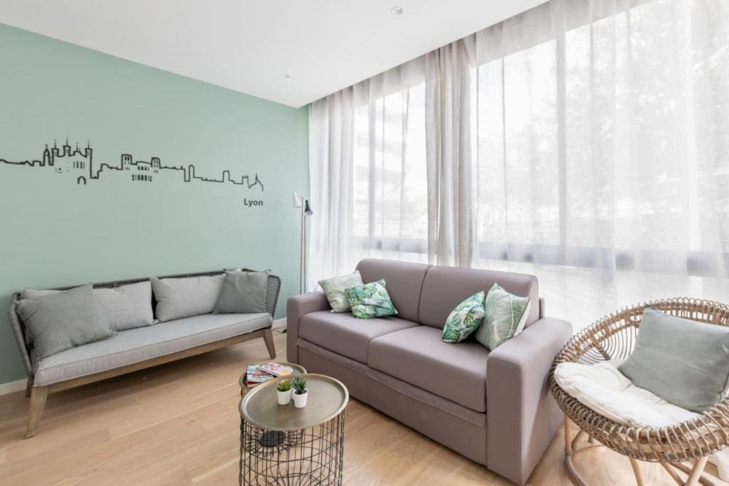 Apartment Luxurious Flat In Monplaisir District In Lyon 2 Min To The Metro Welkeys