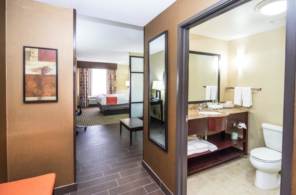 Номер Standard Holiday Inn Express & Suites Elkton - University Area, an IHG Hotel